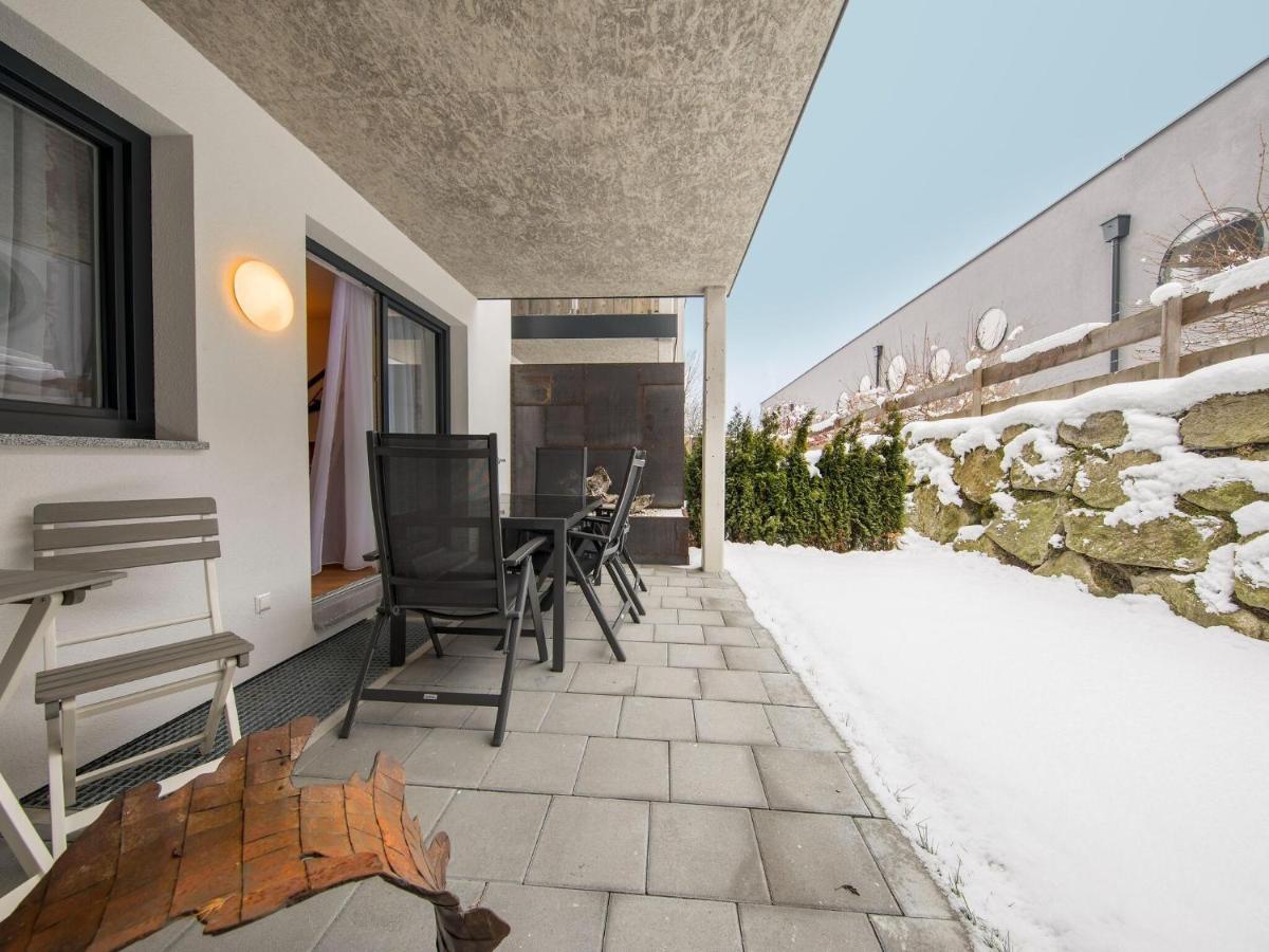 Apartment In Neukirchen With A Carport Neukirchen am Grossvenediger Exterior photo